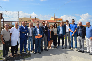 Ponte di Calderà. Conferenza ‘in loco’ dell’amministrazione: “Priorità per viabilità e sicurezza della città, entro 12 mesi l’opera”