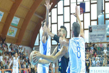 Basket. Ad Agropoli, Roderick nel finale beffa una Barcellona tutta cuore e tenacia