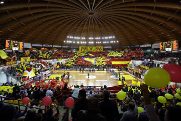 Basket. Barcellona batte Siena con cuore e sofferenza..