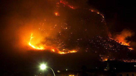 Barcellona. Incendi tra San Paolo ed Acquaficarra, lavoro ‘essenziale’ del Club Radio Protezione Civile e  Vigili del Fuoco