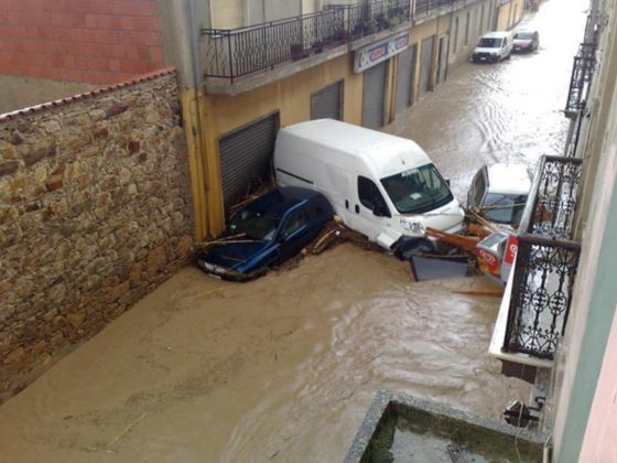 Maltempo in provincia. Paura per la piena del Torrente Mela. Gravi danni e un disperso sulla ionica