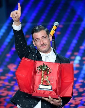 ⁠⁠⁠”Rivoluzione” a Sanremo 2017: Francesco Gabbani vince contro ogni pronostico!