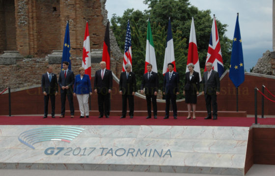 Taormina, stamani apertura dei lavori del 43° vertice del G7. La prima apparizione ufficiale dei leader è avvenuta al Teatro Antico