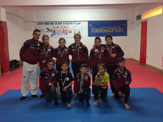 Dream Team Taekwondo Barcellona, pioggia di medaglie al Torneo Interregionale di Corigliano