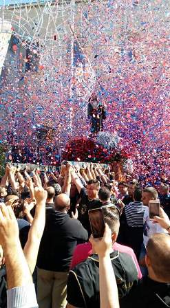 Milazzo. San Francesco di Paola in processione per le vie della città