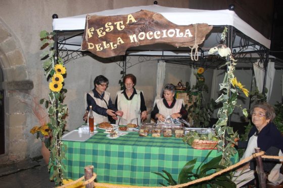 Novara. A Badiavecchia, l’originale ‘Festa della Nocciola’ tra storia e natura