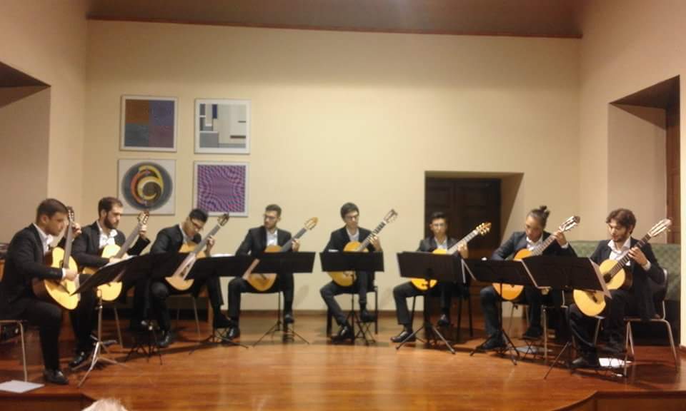 Barcellona PG. Il concerto dell’Ensemble di chitarre Arcangelo Corelli in memoria del Dott. Michele Giamboi