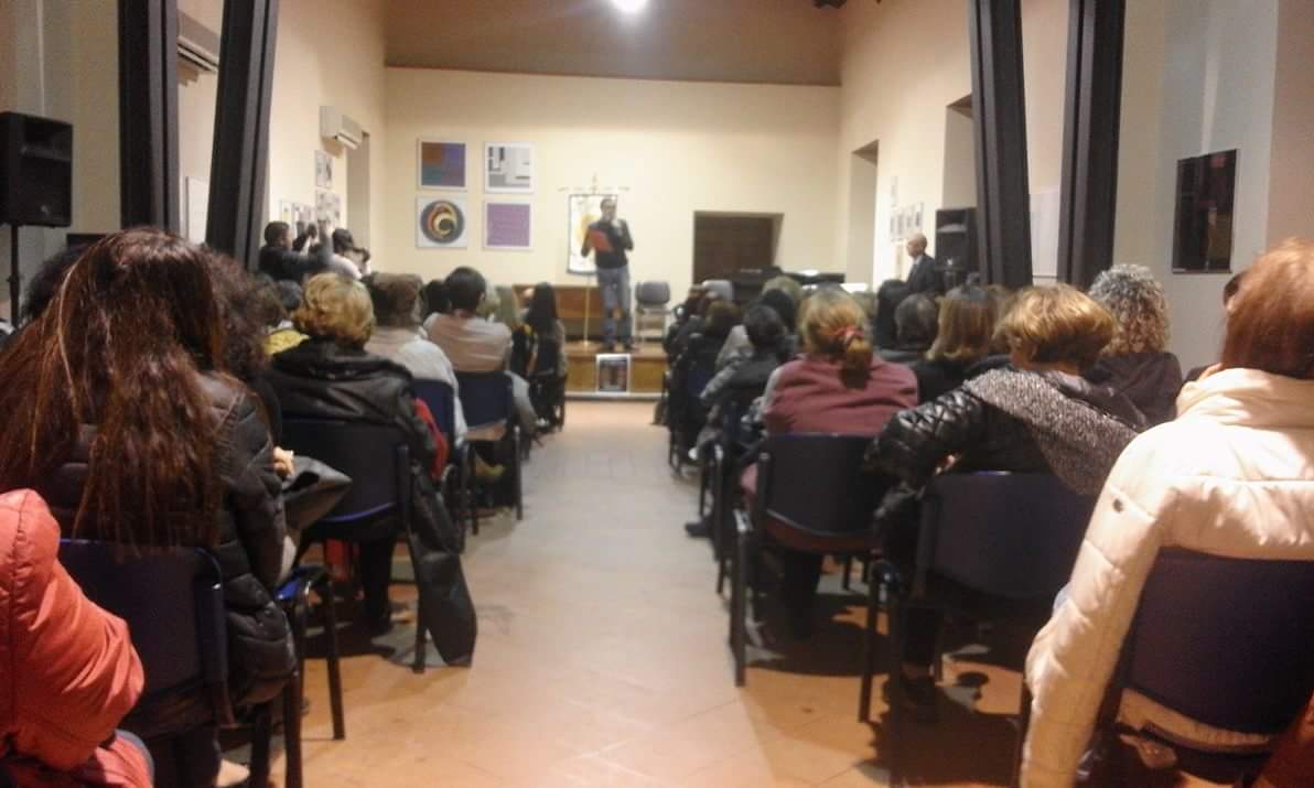 Barcellona PG. Grande successo per l’evento “Sono strega perché…” in occasione della “Giornata Internazionale contro la violenza sulle Donne”