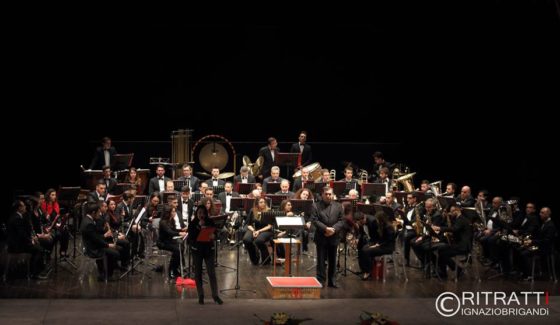 Teatro Mandanici, per il “Gran Concerto” ospiti speciali della banda musicale: Antonio Putzu, Andrea Casablanca, Carmelo Giambò e Giusita Di Pietro