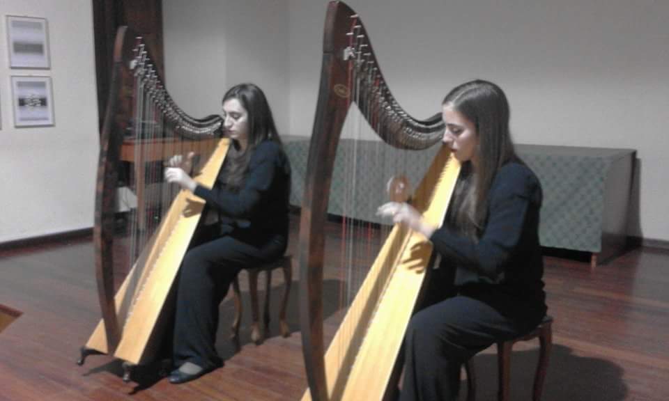 Barcellona PG. Concerto delle arpiste Sabrina e Simona Palazzolo all’Auditorium Oasi