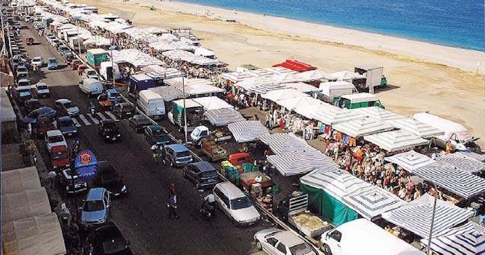 Milazzo. Aumento posteggi riservati a produttori agricoli e venditori di souvenir