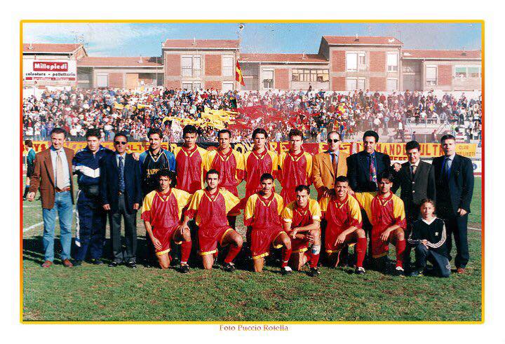 Calcio. Derby Igea Virtus-Messina tra entusiasmo e amarcord. Match che manca dal 1998, i giallorossi vogliono continuare a sognare.. [Il Punto a -48ore dalla sfida]