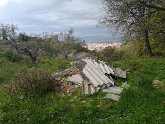 Barcellona PG. Microdiscarica di amianto abbandonata a Contrada Miranda. Legambiente: “Piaga diffusa sul territorio. Urge messa in sicurezza e bonifica sito”