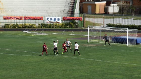 Calcio. L’Ercolanese beffa l’Igea Virtus con un rigore ‘dubbio’