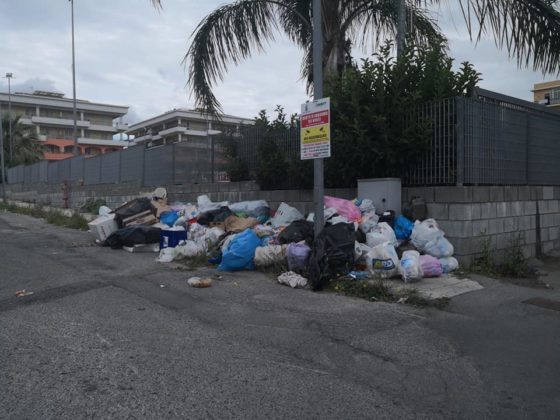 Barcellona PG. Rifiuti, flop Isole ecologiche e ‘in-decoro’ urbano. Legambiente del Longano: “Situazione insostenibile”