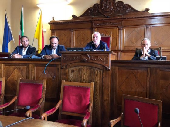 Milazzo. Riorganizzazione rete ospedaliera, incontro con i deputati Galluzzo e Calderone: Obiettivi raggiunti: “Autonomia al Cutroni Zodda, Dea di 1° Livello con unità operative al Fogliani”