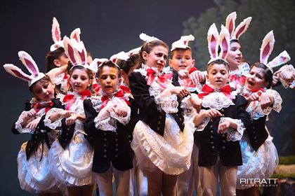 Barcellona PG. Saggio-spettacolo, successo per “Alice” di Arte Danza