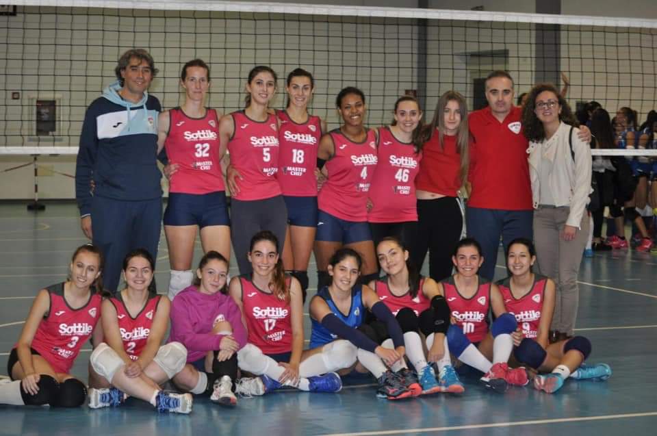 Pallavolo Femminile. Play Volley Barcellona, buona la prima.. battuta la Pol. Nino Romano Milazzo