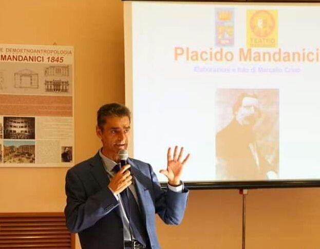 Barcellona PG. Conferenza di Gaetano Mercadante. Nuovi studi su Mandanici e presentazione Stagione Teatrale 2019