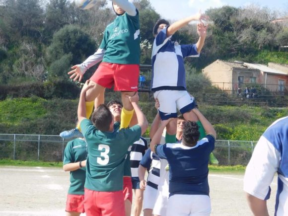 Rugby. Barcellona a due volti: bene l’Under 16 male i Seniores