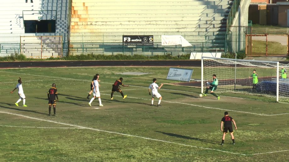 Calcio. L’Igea Virtus spreca nel finale, pari amaro con il Roccella