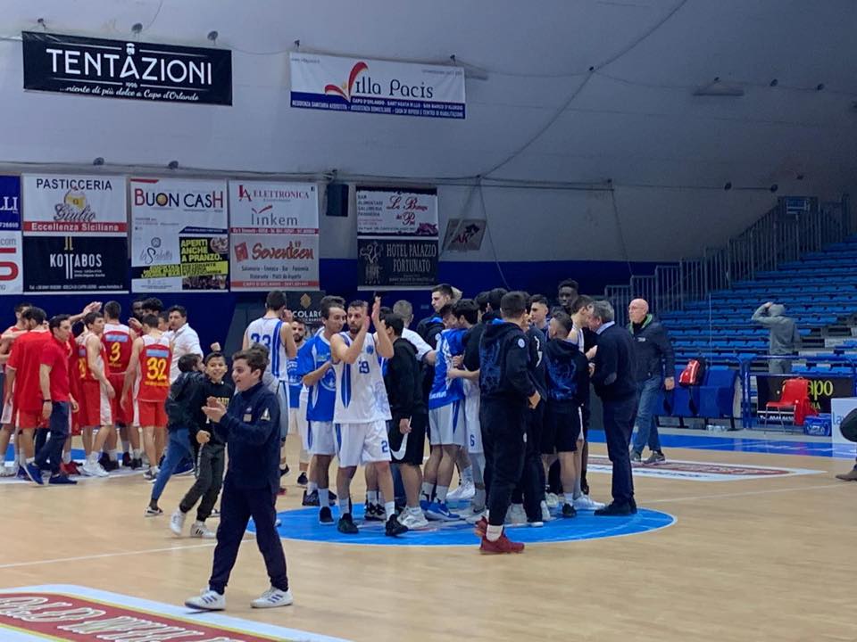 Basket. L’Orsa Barcellona sconfitta dall’Orlandina Lab, Crisafulli: “Si riparte per prossimi 3 match. Convinto che faremo play-off da protagonista”