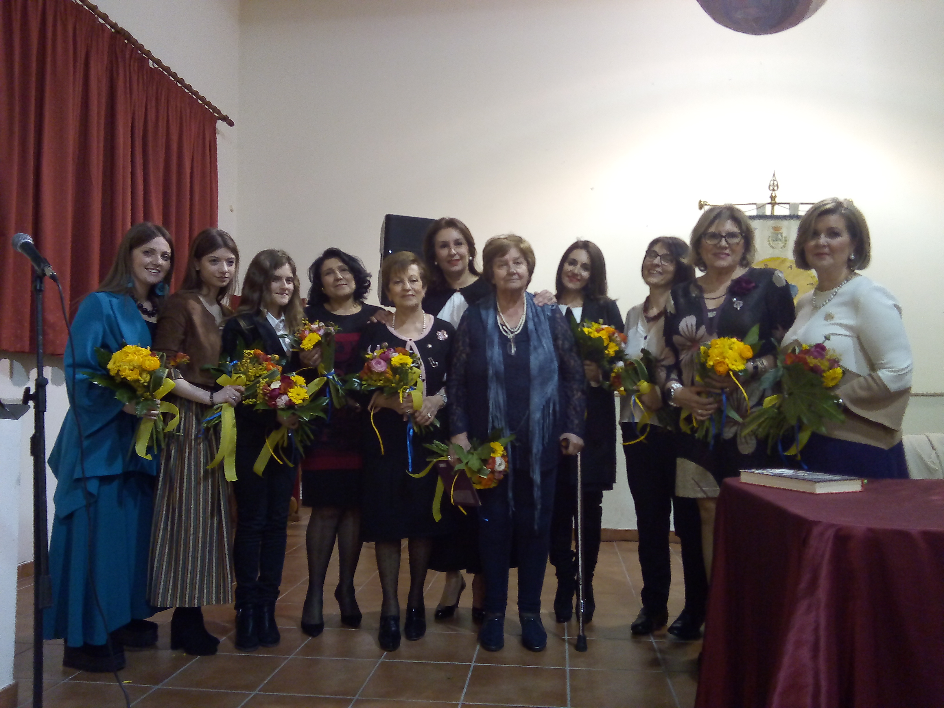 Barcellona PG. Presentato con successo dalla Fidapa il libro  “Donne come noi”, ospite d’onore Giuliana Fugazzotto