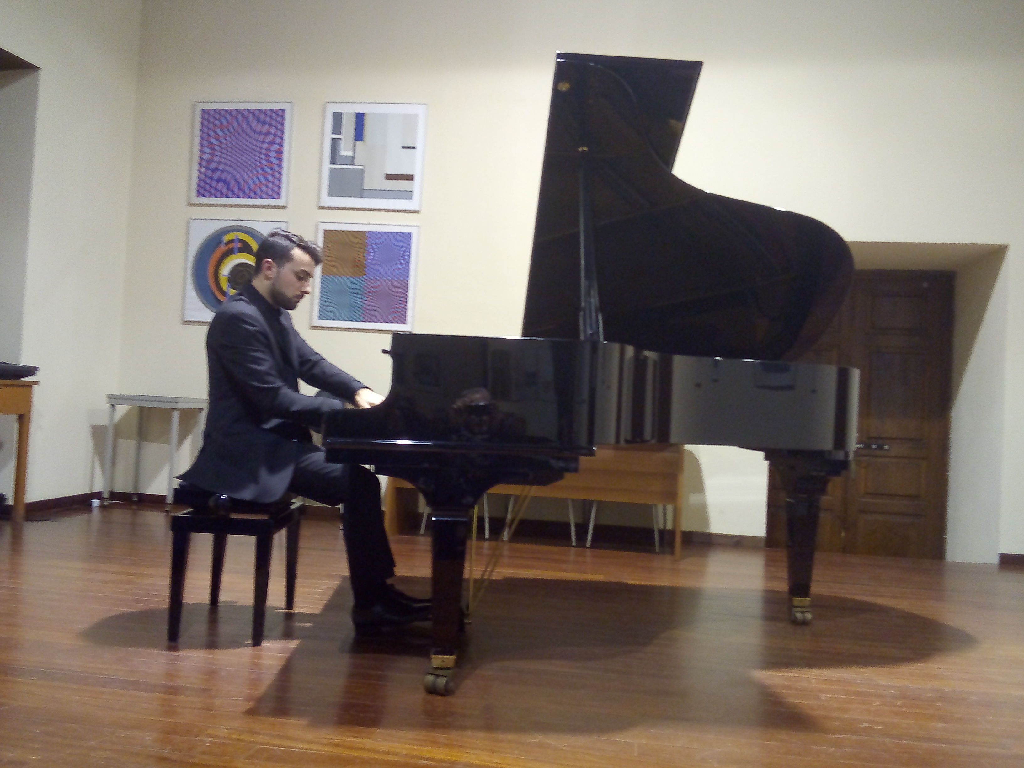 Barcellona PG. L’eccellente pianista Luca Monachino in concerto all’Auditorium Oasi 