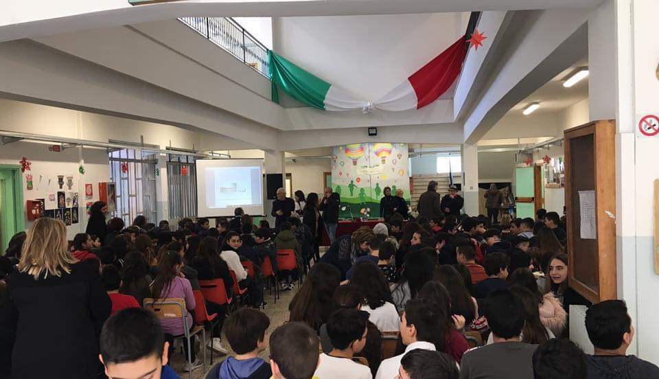 Tindaro Porcino incontra gli studenti di Terme Vigliatore 