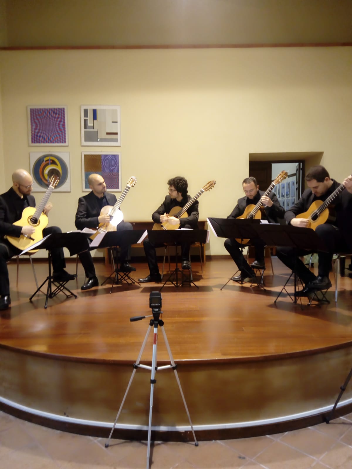 Barcellona PG. Straordinario concerto del “Mediterraneo Guitar Ensemble” all’Auditorium Oasi 