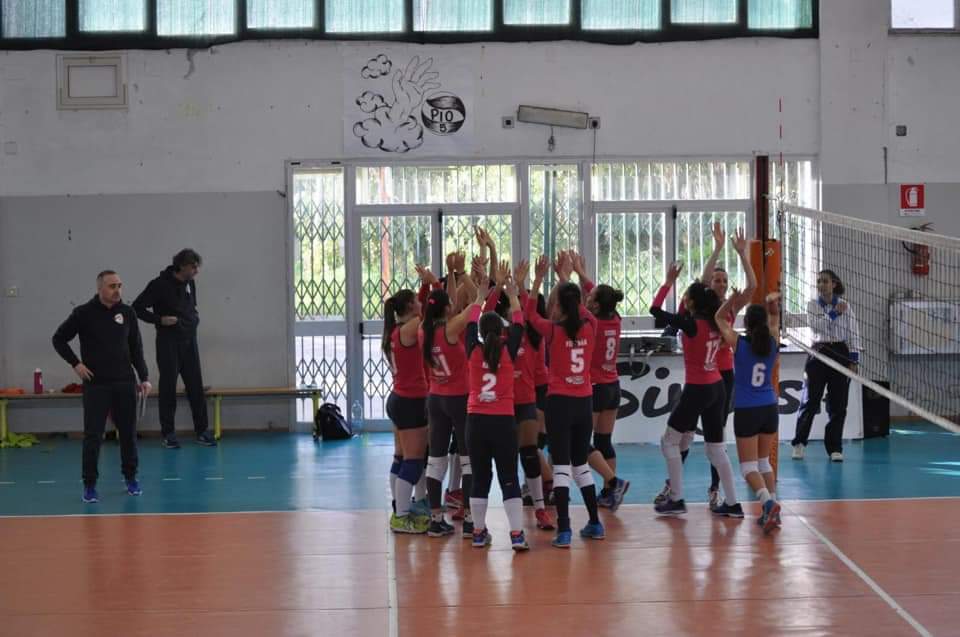 Pallavolo. Vola la Play Volley Ottica Sottile, successo nel big-match con Pallavolo Oliveri: la vittoria del campionato dista ora due punti