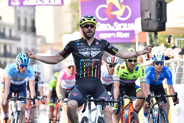 Tappa del Giro di Sicilia, una grande festa popolare e sportiva a Milazzo