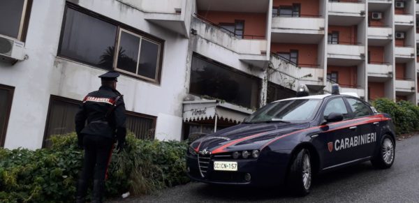 Messina. Due giovani sorpresi a rubare in un hotel della zona nord. Arrestati dai Carabinieri