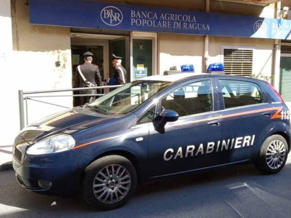 Messina. Arrestati i tre rapinatori catanesi responsabili di un colpo ai danni della filiale di Itala della banca Agricola Popolare di Ragusa