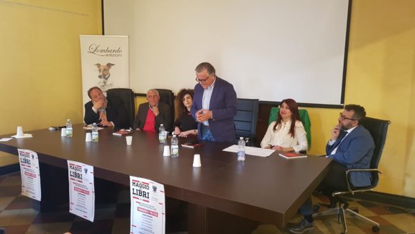 S. Lucia del Mela. Successo di pubblico per “Tradimenti e politica” di Diego Celi e Pino Privitera