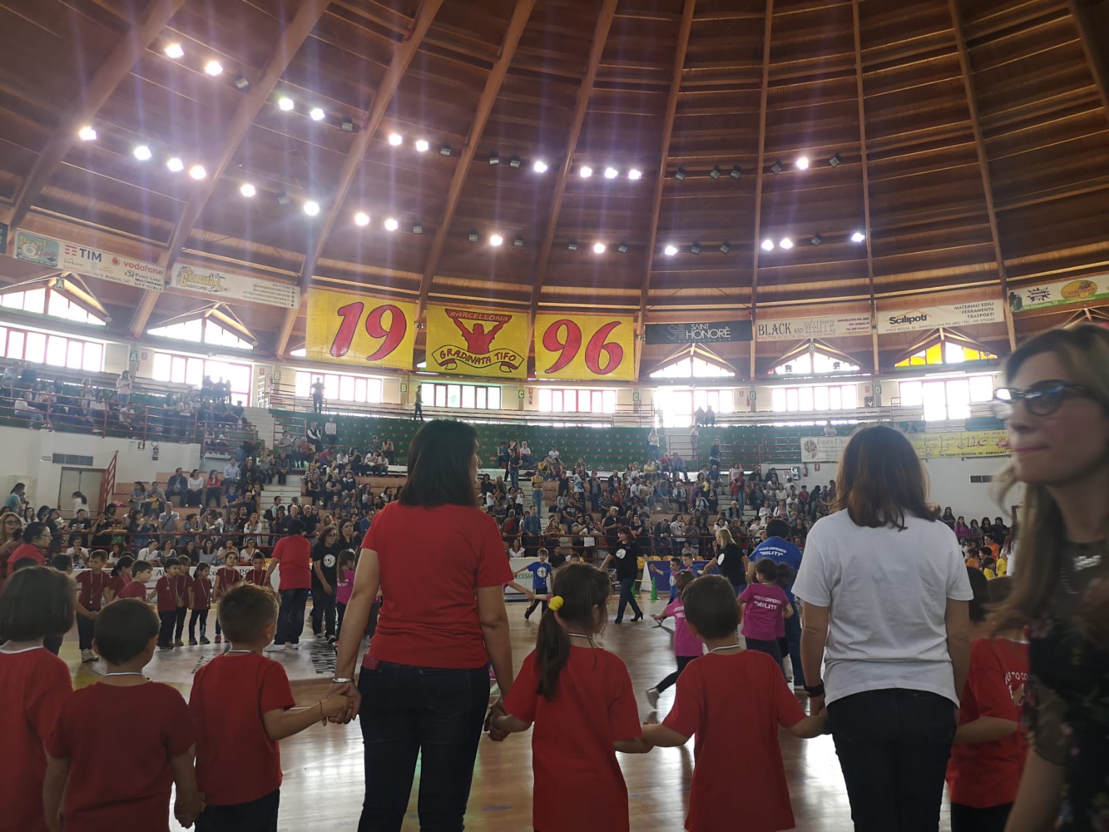 Barcellona PG. La festa di chiusura del progetto “bimbinsegnantincampo” al PalAlberti