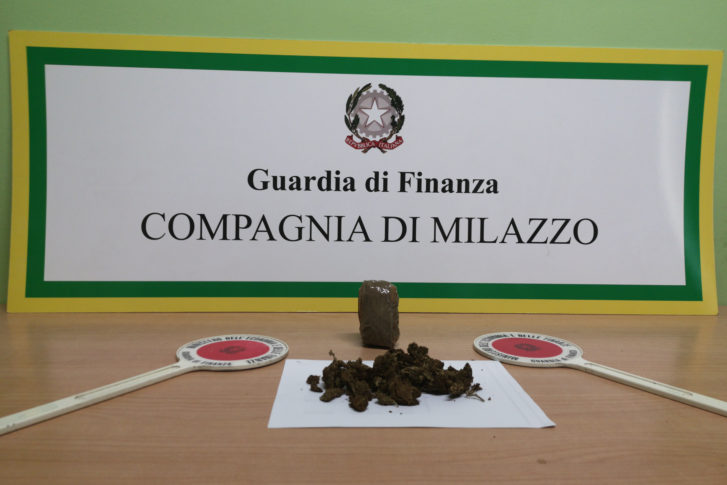 Arrestato dalla Guardia di Finanza corriere della droga presso il porto di Milazzo