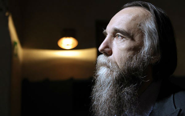 Dugin non verrà a Messina. Il convegno si terrà  a Reggio