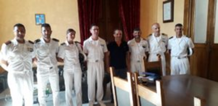 Messina. Visita istituzionale dei comandanti della nave Palinuro e della Base della Marina Militare