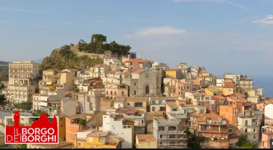 Castelmola. In sfida nella competizione Il Borgo dei Borghi, al via le votazioni