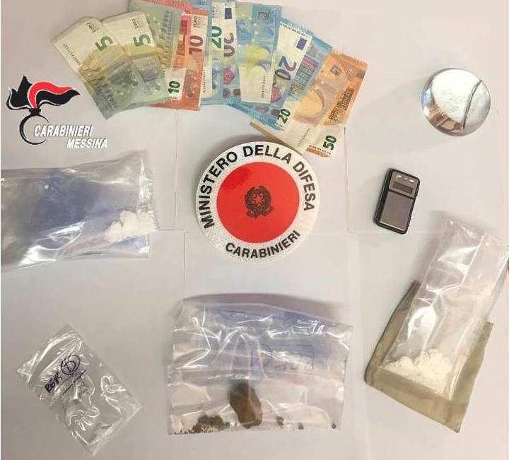 Messina. Servizi antidroga, due arresti in flagranza: Sequestrati 22 grammi di eroina, 20 di cocaina ed oltre 350 di marijuana