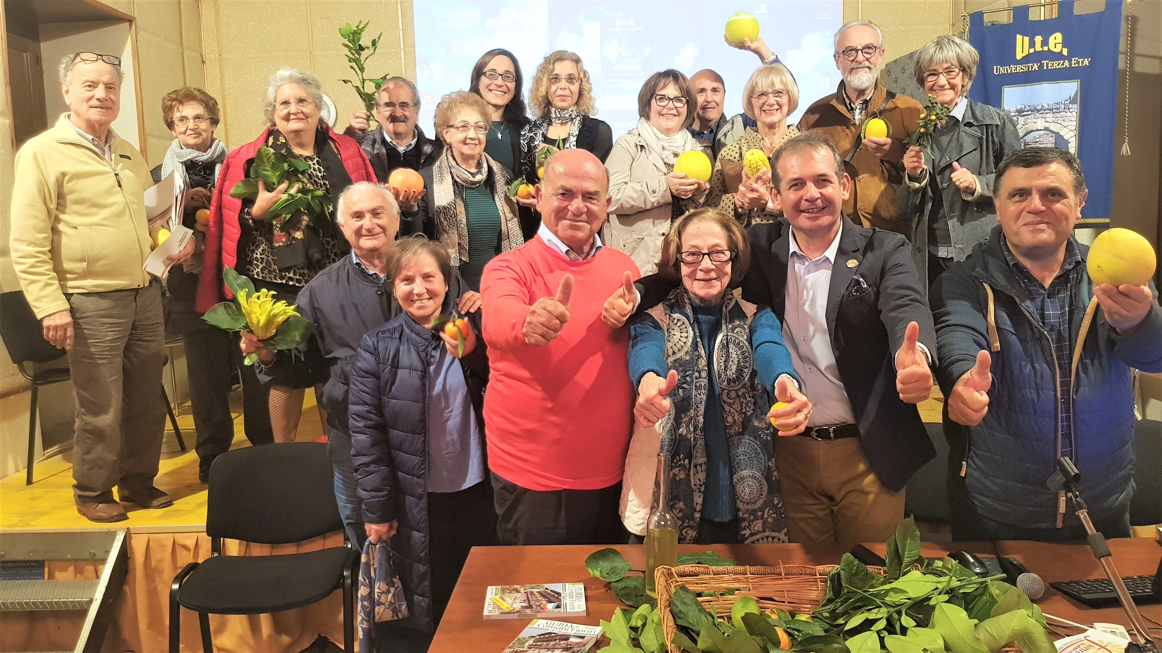 Le eccellenze del territorio tra agrumi e Comuni fioriti:successo dell’iniziativa all’ U.T.E di Barcellona P.G