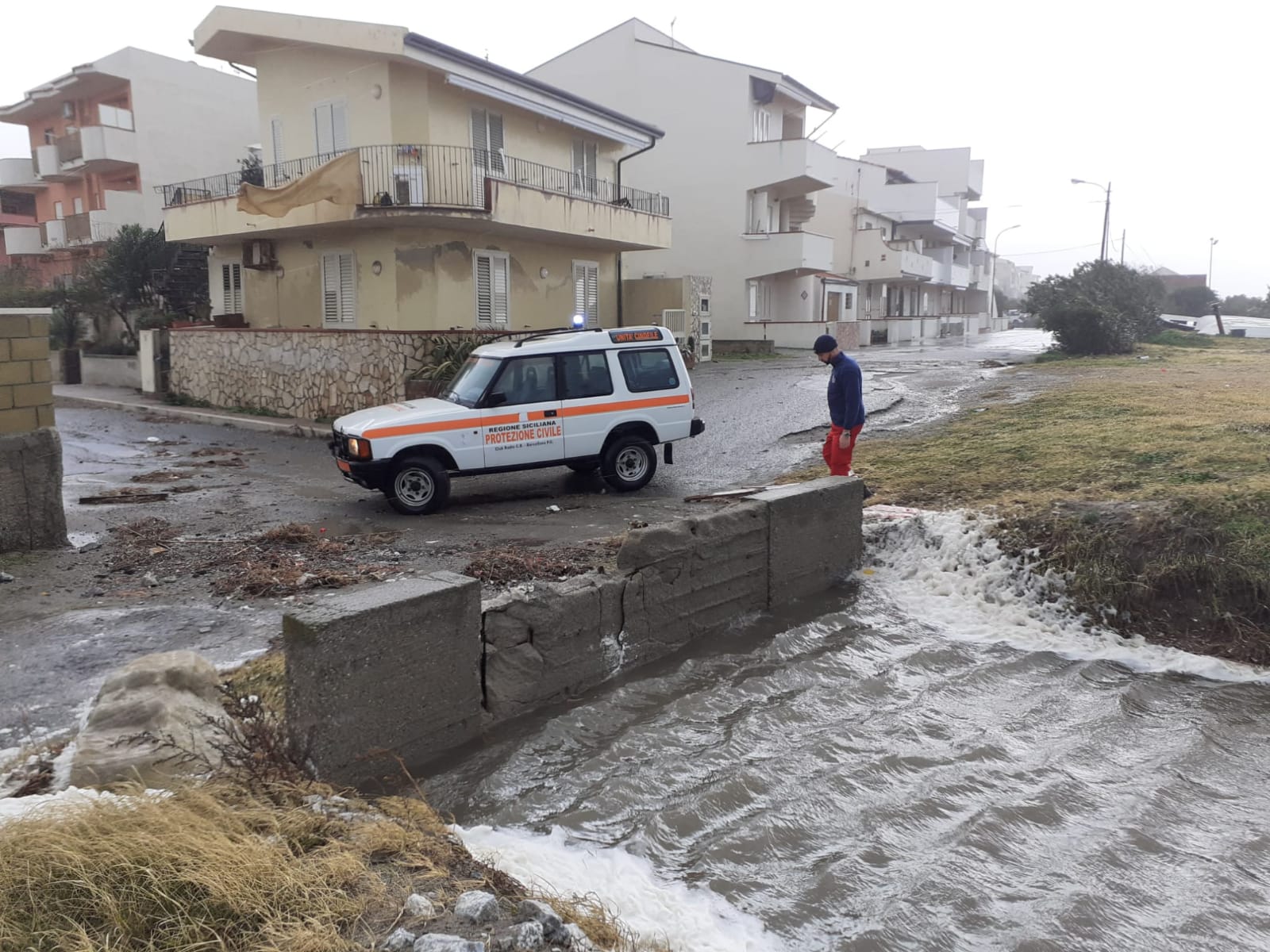 Maltempo. Danni per mareggiata, Calderone-Catalfamo a Palermo: “Vagliare fattibili soluzioni”