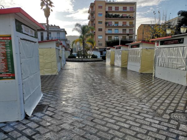 ‘Barcellona Christmas Street Food’, crescono gli operatori. Oggi pomeriggio start alla ‘tre giorni’