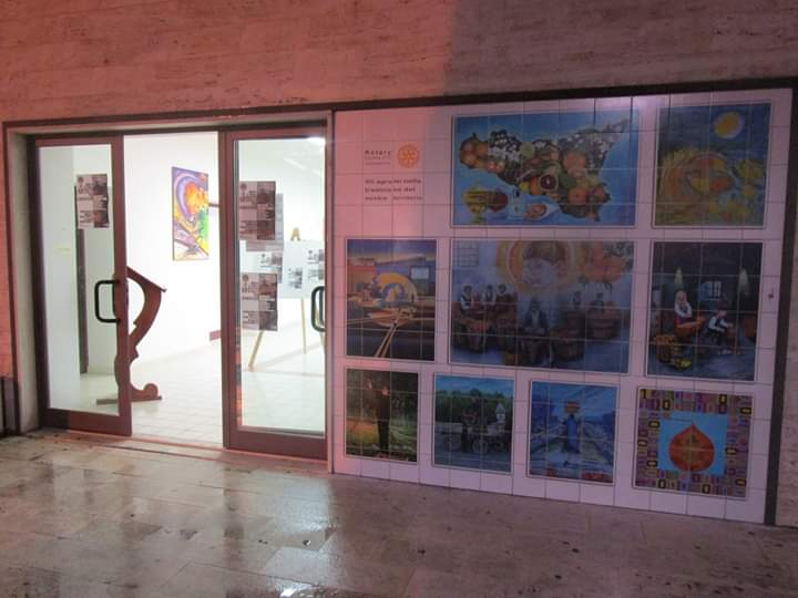 Barcellona PG. Il Rotary Club ha donato alla città il “Pannello degli Artisti”
