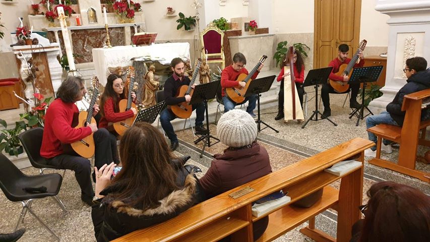 “Natale al Casale”, l’emozione di 7 musicisti a Mili San Pietro