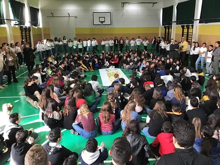 Barcellona PG. Alla scuola “Foscolo” la performance “L’innocenza perduta. I bambini vittime della Shoah”