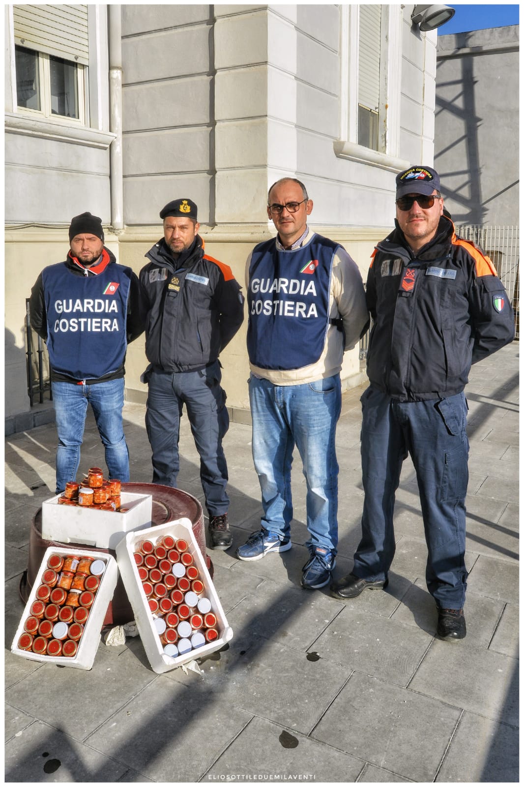 Pesca illegale, Guardia Costiera sequestra15 kg di polpa di riccio