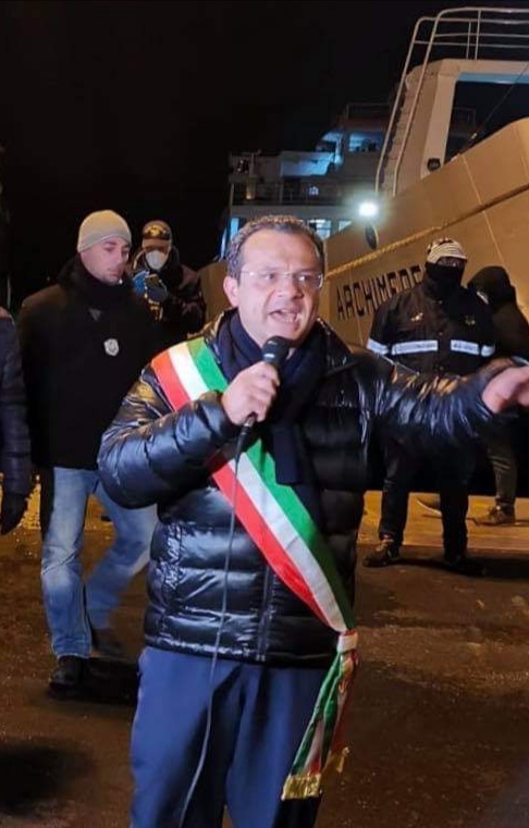 38 sindaci del messinese esprimono solidarietà a De Luca, sindaco di Messina, denunciato per Vilipendio dal Viminale