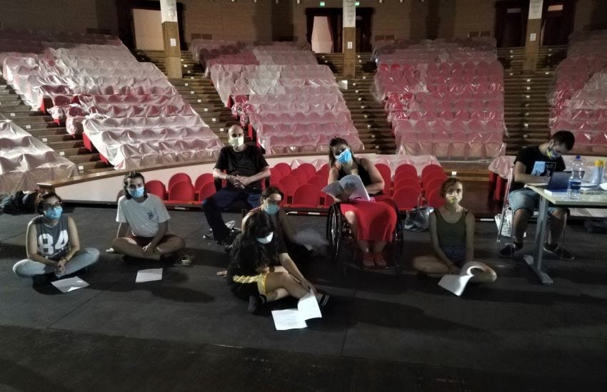 Barcellona PG. Riparte il Teatro Mandanici, debutto venerdì 25 con ‘Juliet e Romeo’